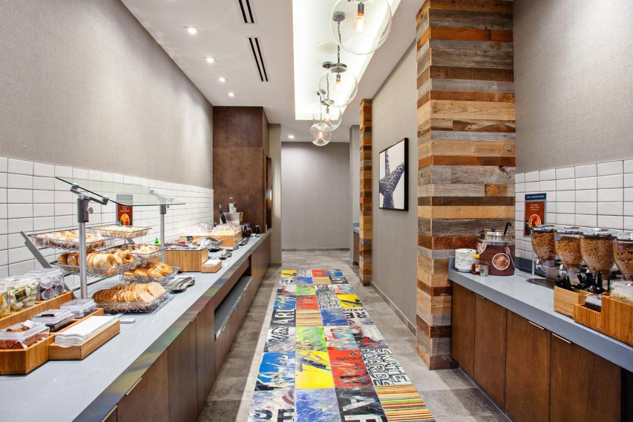 Springhill By Marriott Downtown Hotel